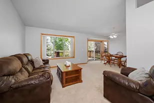 7224 Setzler Pkwy, Brooklyn Park, MN 55445 - Photo 12