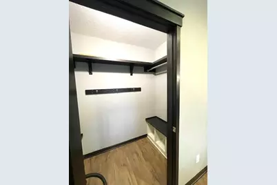 646 Grafton Avenue N, Oakdale, MN 55128 - Photo 16