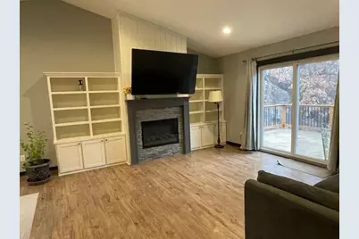 646 Grafton Avenue N, Oakdale, MN 55128 - Photo 8