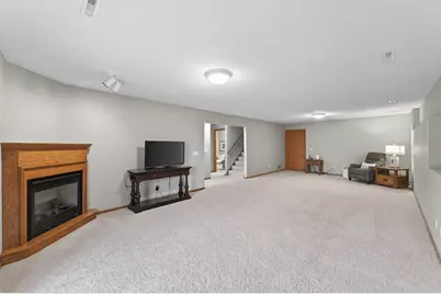 16103 70th Place N, Maple Grove, MN 55311 - Photo 20