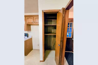 302 8th Avenue NW, Pipestone, MN 56164 - Photo 4