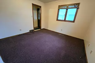 302 8th Ave NW, Pipestone, MN 56164 - Photo 16