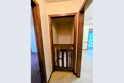 302 8th Avenue NW, Pipestone, MN 56164 - Photo 26