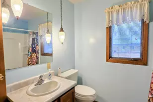 302 8th Ave NW, Pipestone, MN 56164 - Photo 18