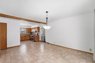 1109 13th Ave SW, Willmar, MN 56201 - Photo 16