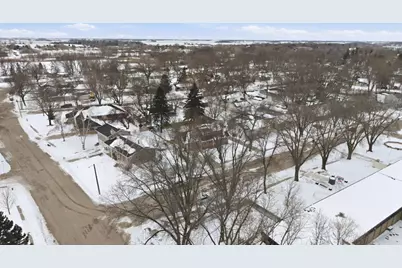 1109 13th Avenue SW, Willmar, MN 56201 - Photo 12