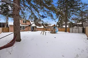 1109 13th Ave SW, Willmar, MN 56201 - Photo 8