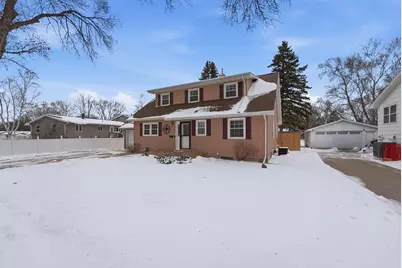 1109 13th Avenue SW, Willmar, MN 56201 - Photo 4