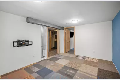 327 20th Avenue N, Saint Cloud, MN 56303 - Photo 14