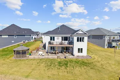 10712 28th Court NE, Saint Michael, MN 55376 - Photo 2