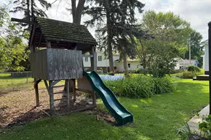 811 E Division St, Elbow Lake, MN 56531 - Photo 10