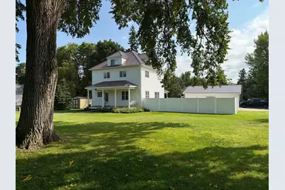 811 E Division Street, Elbow Lake, MN 56531 - Photo 1