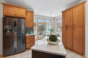 4161 Yuma Ln N, Plymouth, MN 55446 - Photo 12