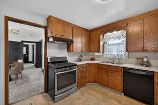 815 E Center St, Rochester, MN 55904 - Photo 16