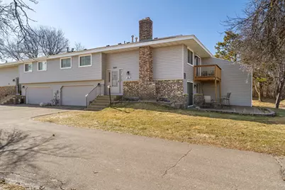11911 71st Avenue N, Maple Grove, MN 55369 - Photo 2