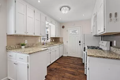 101 W 93rd Street, Bloomington, MN 55420 - Photo 2