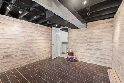 101 W 93rd Street, Bloomington, MN 55420 - Photo 32