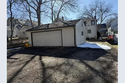 305 Carroll Street, Mankato, MN 56001 - Photo 2