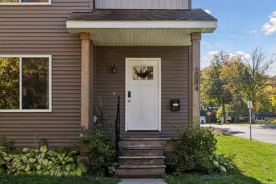 2084 E Reaney Avenue, Saint Paul, MN 55119 - Photo 2