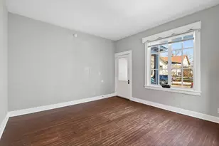 2428 11th Ave S, Minneapolis, MN 55404 - Photo 2