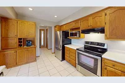 609 20th Avenue SW, Rochester, MN 55902 - Photo 12