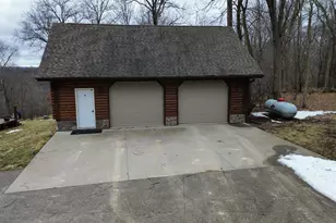 N1470 Pepin View Ln S, Pepin, WI 54759 - Photo 8