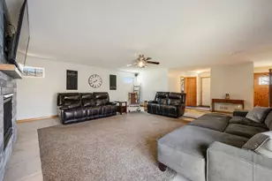 9041 168th Ave NW, Ramsey, MN 55303 - Photo 4