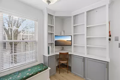 1217 Pond View Lane, White Bear Lake, MN 55110 - Photo 14