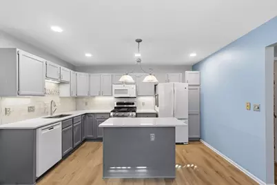 1217 Pond View Lane, White Bear Lake, MN 55110 - Photo 10