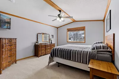 9311 Thomas Avenue N, Brooklyn Park, MN 55444 - Photo 12