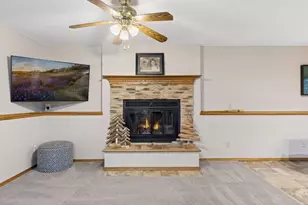 9311 Thomas Ave N, Brooklyn Park, MN 55444 - Photo 22