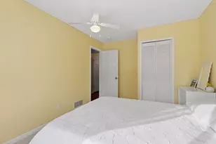 9311 Thomas Ave N, Brooklyn Park, MN 55444 - Photo 16