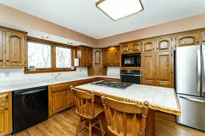 1718 22nd Avenue NE, Rochester, MN 55906 - Photo 4