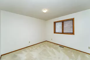 1718 22nd Ave NE, Rochester, MN 55906 - Photo 14