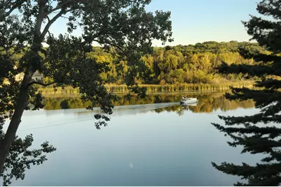 1465 Island Drive, Golden Valley, MN 55422 - Photo 110