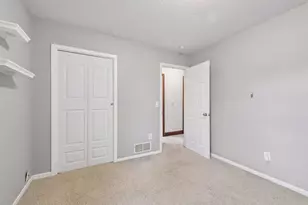 19440 Vine Ridge Rd, Shorewood, MN 55331 - Photo 32