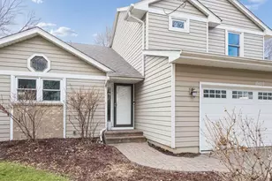 19440 Vine Ridge Rd, Shorewood, MN 55331 - Photo 2