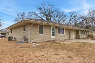 401 46th Ave NE, Columbia Heights, MN 55421 - Photo 2