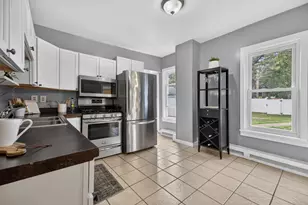 1033 Armstrong Ave, Saint Paul, MN 55102 - Photo 14