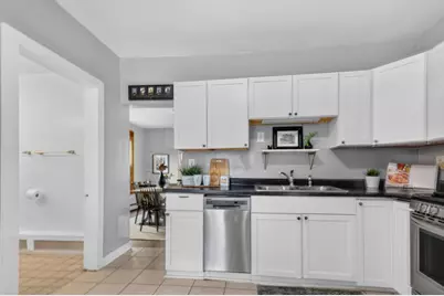 1033 Armstrong Avenue, Saint Paul, MN 55102 - Photo 16