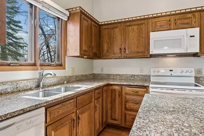 5301 Yorktown Lane N, Plymouth, MN 55442 - Photo 12