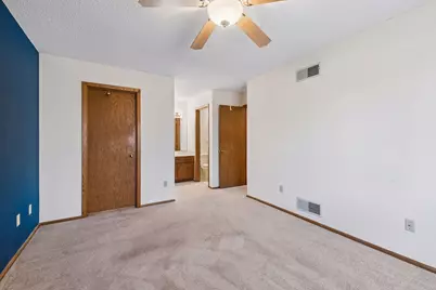 5301 Yorktown Lane N, Plymouth, MN 55442 - Photo 24