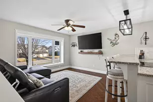 9085 Prairie St, Elko New Market, MN 55020 - Photo 6