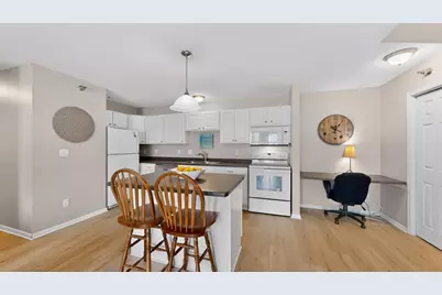1976 29th Place NW #104, Rochester, MN 55901 - Photo 6