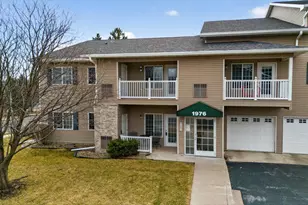 1976 29th Pl NW, Rochester, MN 55901 - Photo 2