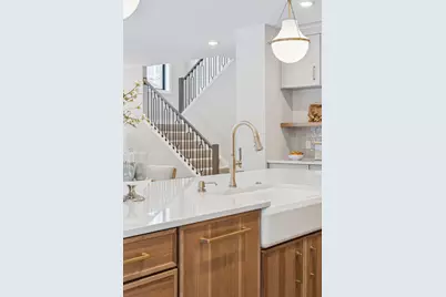 5821 Ashcroft Avenue, Edina, MN 55424 - Photo 16