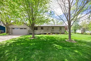112 Elbert Dr, Rice Lake, WI 54868 - Photo 2
