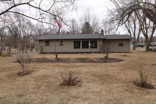 112 Elbert Dr, Rice Lake, WI 54868 - Photo 2