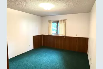 302 5th Street SE, Roseau, MN 56751 - Photo 16