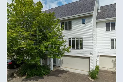 921 / 923 Dartmouth Place SE, Minneapolis, MN 55414 - Photo 2